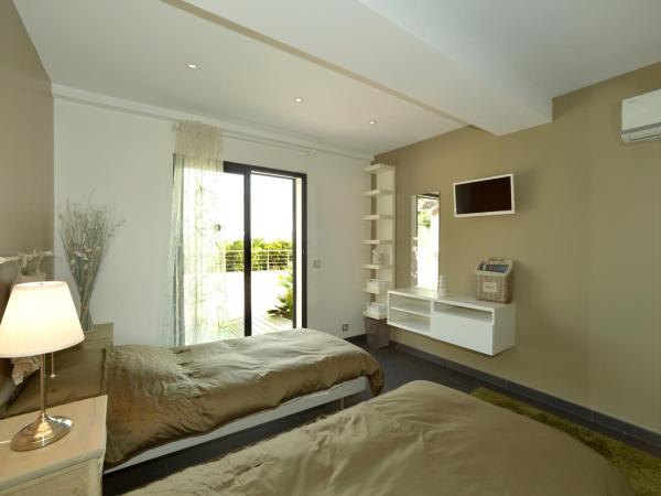 Villa Louancelie B&B : photo 6 de la chambre suite familiale