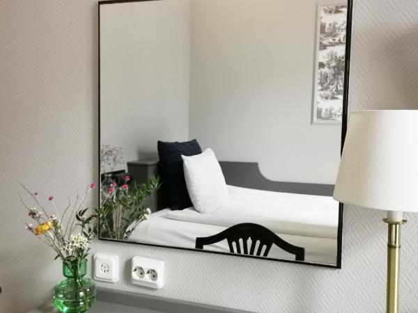 Crystal Plaza Hotel : photo 3 de la chambre chambre simple standard