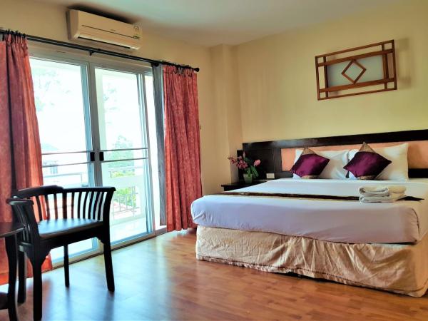 Pangviman Place Resotel SHA Plus : photo 1 de la chambre suite lit king-size