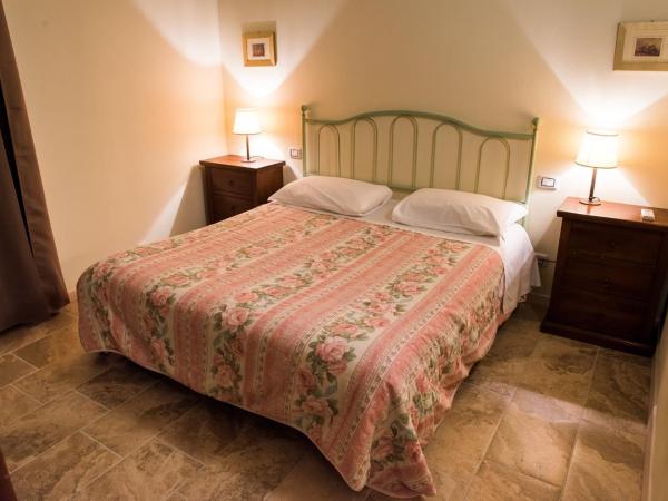 Agriturismo Il Sambuco : photo 1 de la chambre chambre double