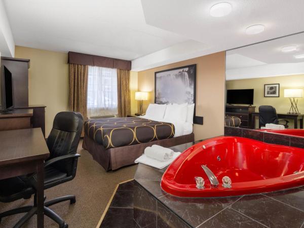 Super 8 by Wyndham Niagara Falls by the Falls : photo 3 de la chambre chambre lit queen-size deluxe - non-fumeurs