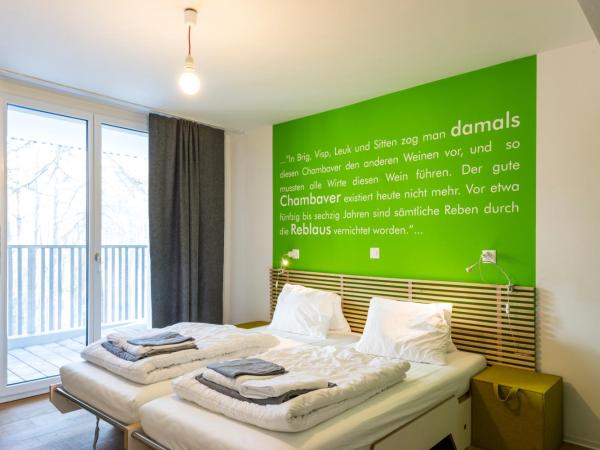 Legendär Zermatt : photo 3 de la chambre appartement de 85 m² avec balcon - vue sur forêt