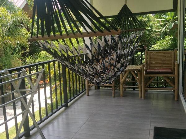 Lanta Fa Rung Beach Resort : photo 5 de la chambre bungalow deluxe avec climatisation - vue sur jardin