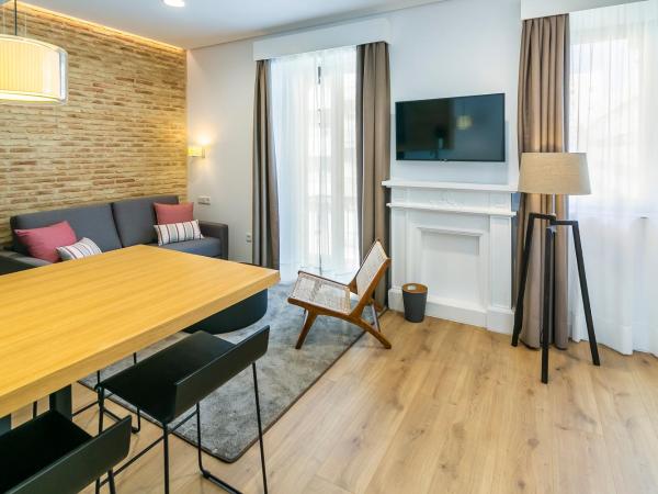 Aquitania Home Suites : photo 5 de la chambre studio supérieur