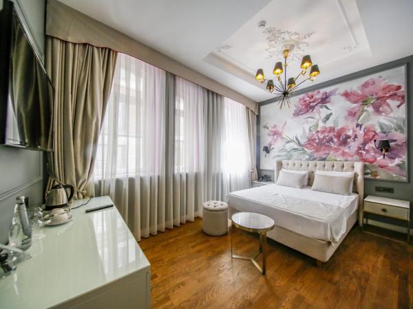 Royal Tophane : photo 2 de la chambre chambre familiale avec balcon