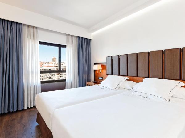 Claridge Madrid : photo 3 de la chambre chambre triple