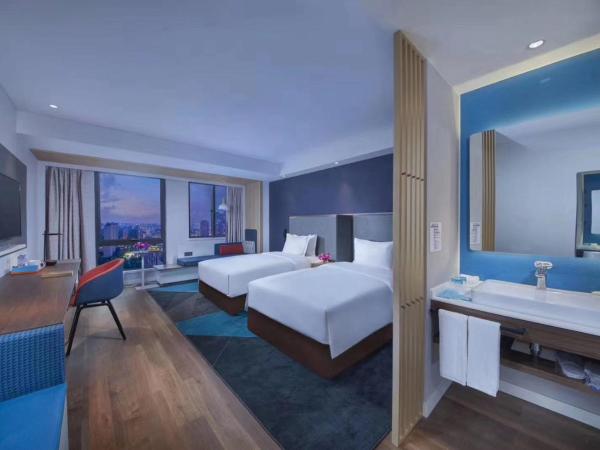 Holiday Inn Express - Wuhan Optical Valley, an IHG Hotel : photo 3 de la chambre chambre lits jumeaux supérieure