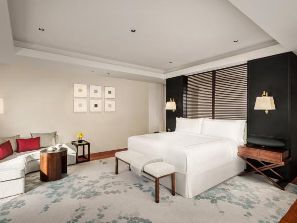 Fairmont Wuhan : photo 1 de la chambre suite lit king-size fairmont - non-fumeurs