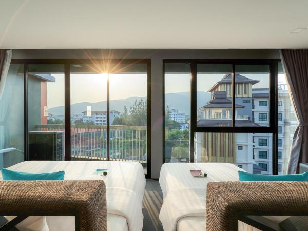 Cross Vibe Chiang Mai Decem Nimman Hotel - formerly X2 Vibe Chiang Mai Decem - SHA Extra Plus : photo 4 de la chambre suite studio triple