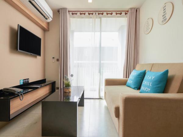 Cross Vibe Chiang Mai Decem Nimman Hotel - formerly X2 Vibe Chiang Mai Decem - SHA Extra Plus : photo 5 de la chambre suite 1 chambre avec baignoire