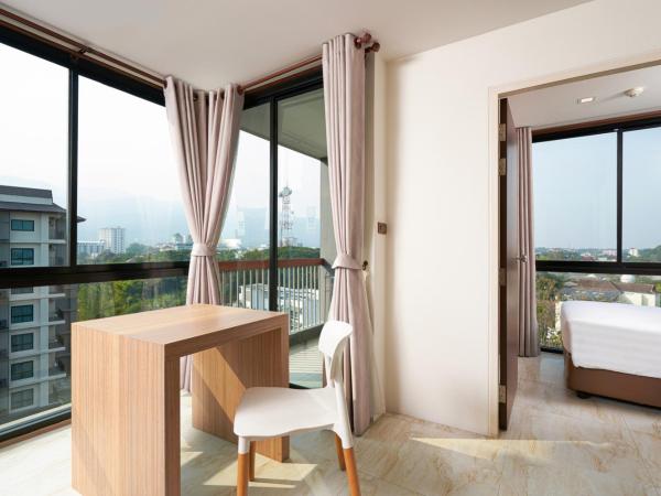 Cross Vibe Chiang Mai Decem Nimman Hotel - formerly X2 Vibe Chiang Mai Decem - SHA Extra Plus : photo 5 de la chambre suite d'angle familiale triple