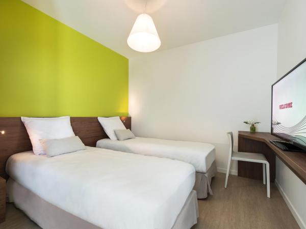 B&B HOTEL Saint-Nazaire Pornichet : photo 4 de la chambre chambre lits jumeaux