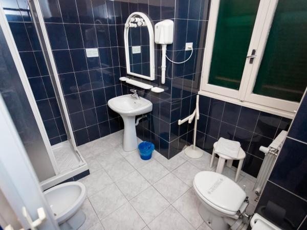 Mini Hotel : photo 8 de la chambre chambre double