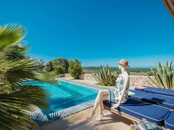 Riad Tamayourt Ocean View & piscine chauffée à 30 : photo 1 de la chambre villa - vue sur mer