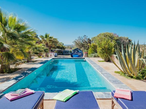 Riad Tamayourt Ocean View & piscine chauffée à 30 : photo 7 de la chambre villa - vue sur mer