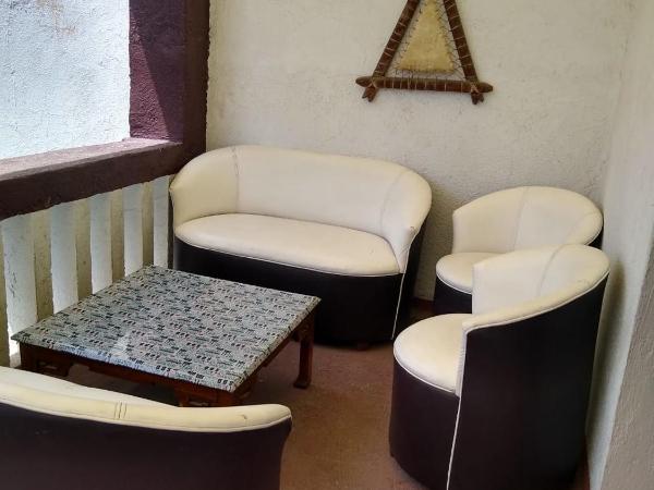 Hostal don Felipe : photo 5 de la chambre chambre double avec salle de bains commune