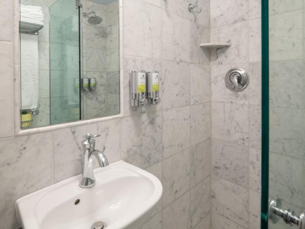 Staypineapple, A Delightful Hotel, South End : photo 9 de la chambre chambre lit king-size deluxe