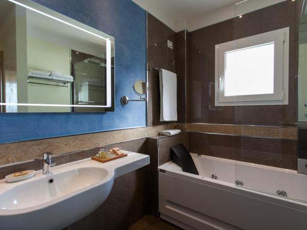 Hotel Imperiale Rimini & SPA : photo 3 de la chambre suite junior avec balcon