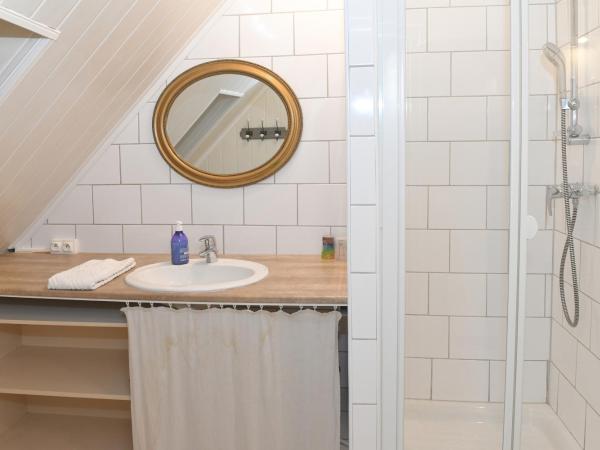 Chambres d'hôtes Chez Caroline : photo 9 de la chambre studio lumière