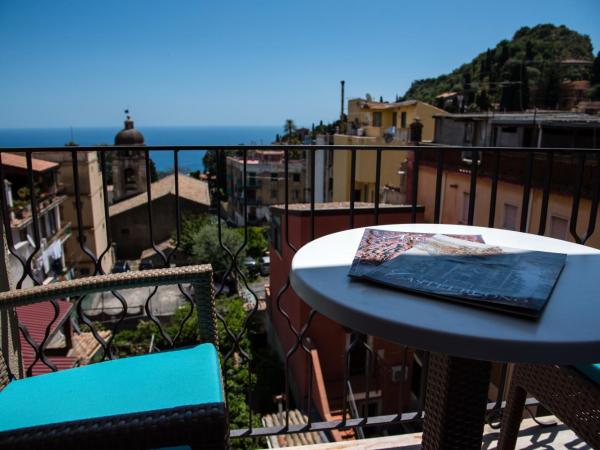 Casa Aricò & Shatulle Suites : photo 5 de la chambre suite - vue sur mer