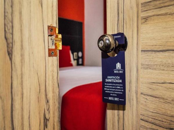 Hotel SR92 Adults Only : photo 5 de la chambre chambre supérieure