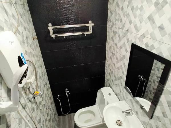 Tc theme park Guest house : photo 6 de la chambre chambre double deluxe avec balcon