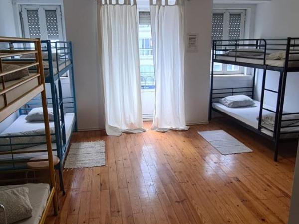 Auristelas Hostel : photo 3 de la chambre lit dans dortoir de 8 lits