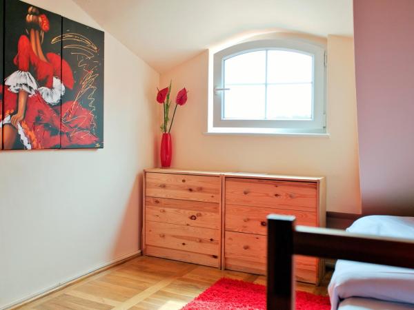 Hostel Bailando Wroclawska 25 : photo 1 de la chambre chambre double Économique