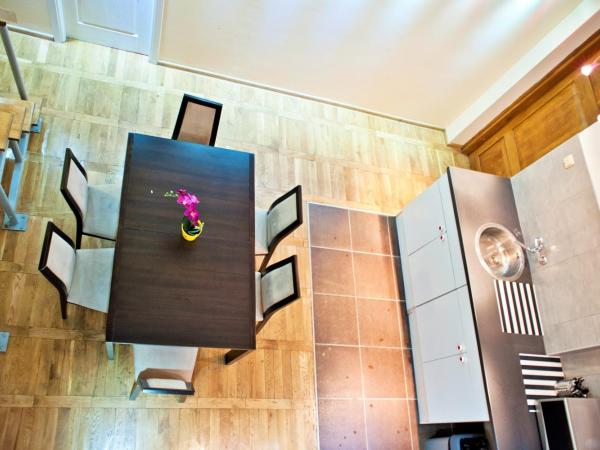 Hostel Bailando Wroclawska 25 : photo 6 de la chambre chambre familiale avec salle de bains