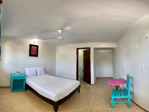 Blue Coconut Cancun Hotel : photo 4 de la chambre chambre double Économique