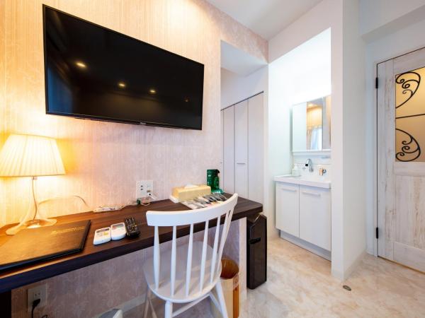 VILLA KOSHIDO kotoni : photo 2 de la chambre deluxe double room - french elegant