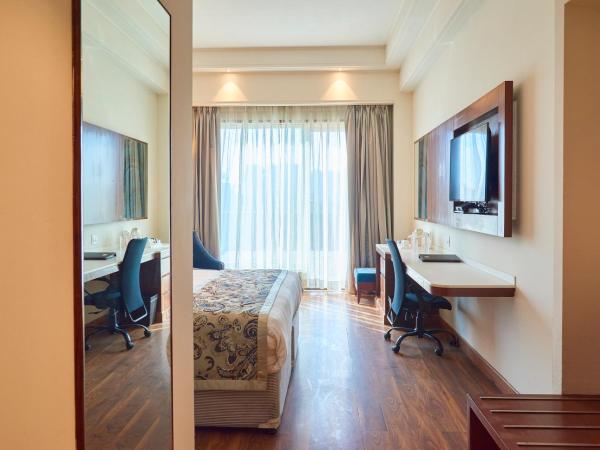 The P L Palace Agra : photo 5 de la chambre chambre pavillon