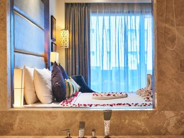 The P L Palace Agra : photo 5 de la chambre suite