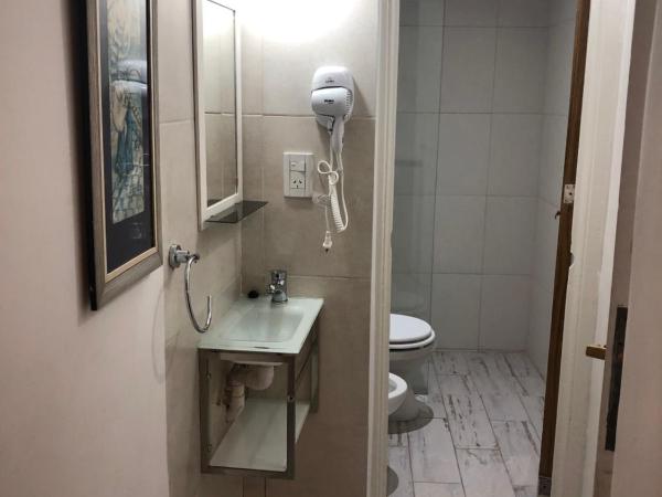 Hotel San Carlos : photo 10 de la chambre chambre triple