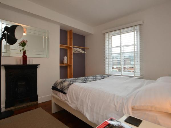 InTown - 60 second walk 2 Minster! : photo 4 de la chambre chambre double standard