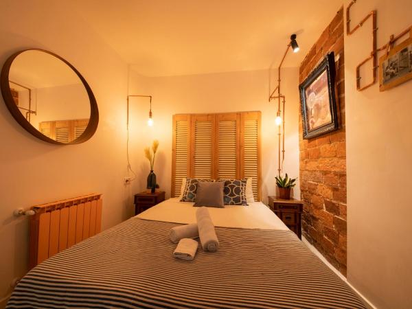 Off Beat Guesthouse - Self-check-in - Sleep Conscious : photo 9 de la chambre chambre double standard avec salle de bains commune