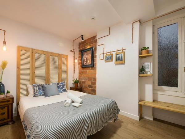 Off Beat Guesthouse - Self-check-in - Sleep Conscious : photo 5 de la chambre chambre double standard avec salle de bains commune