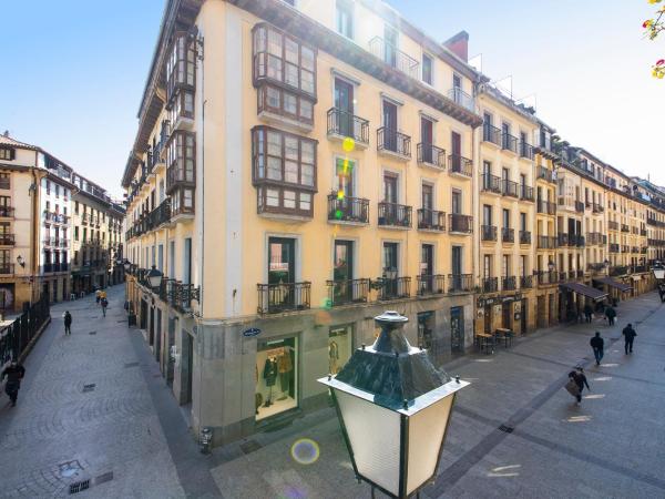 Off Beat Guesthouse - Self-check-in - Sleep Conscious : photo 8 de la chambre chambre lits jumeaux avec salle de bains commune