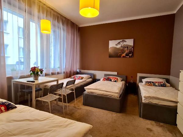 Hostel Moderna Rest : photo 4 de la chambre chambre quadruple