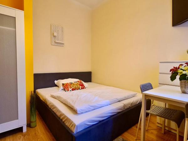 Hostel Moderna Rest : photo 4 de la chambre small double room near the kitchen