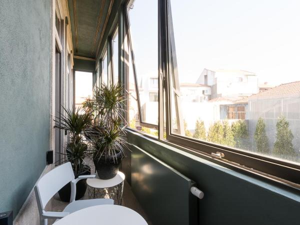 Charm Palace Porto : photo 4 de la chambre suite junior