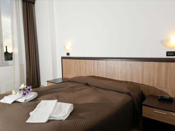 Hotel Chopin : photo 9 de la chambre chambre double ou lits jumeaux