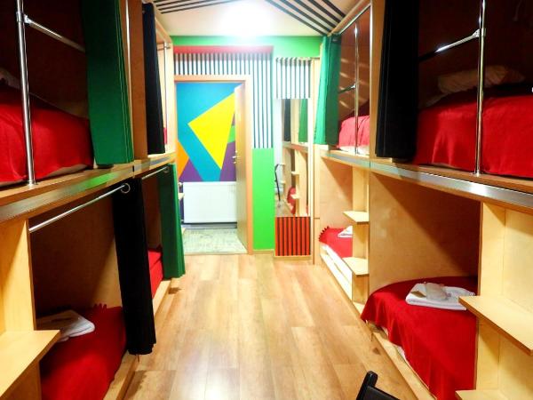 Good Times House : photo 3 de la chambre lit superposé dans dortoir mixte