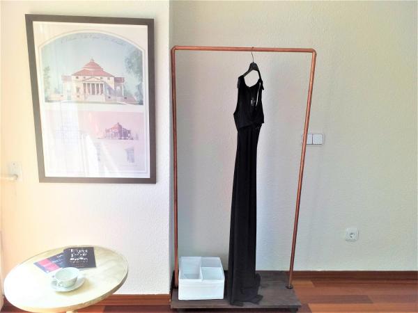 COLLECTION CITY - Bed & Breakfast, Alicante Center I Cocina & Amplia Terraza - Jardín : photo 6 de la chambre chambre triple avec salle de bains privative séparée