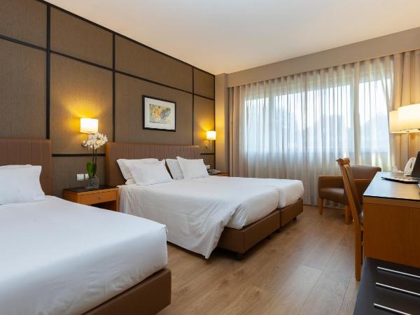 Portus Cale Hotel : photo 6 de la chambre chambre lits jumeaux standard avec lit d'appoint
