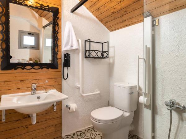 Elakati Luxury Boutique Hotel - Adults Only : photo 4 de la chambre hébergement double de luxe sans balcon - accessible aux personnes à mobilité réduite - elafos