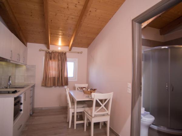 Studios Artemis : photo 8 de la chambre chambre familiale supérieure