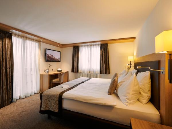 Hotel Ambiance : photo 2 de la chambre chambre double supérieure