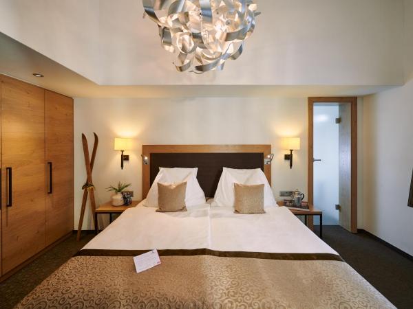 Hotel Ambiance : photo 1 de la chambre chambre double supérieure