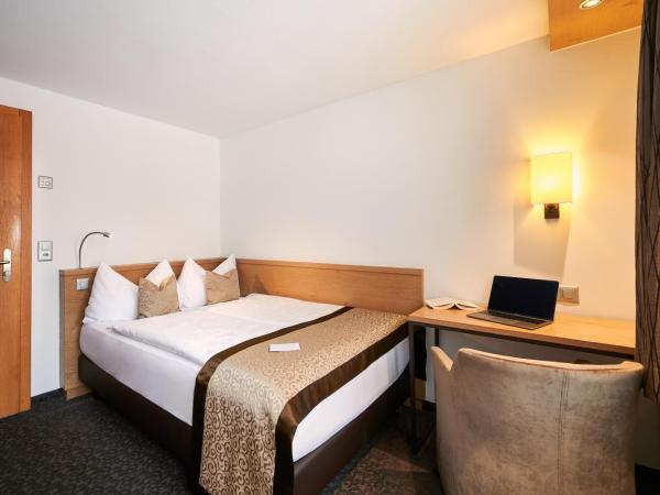 Hotel Ambiance : photo 4 de la chambre petite chambre double